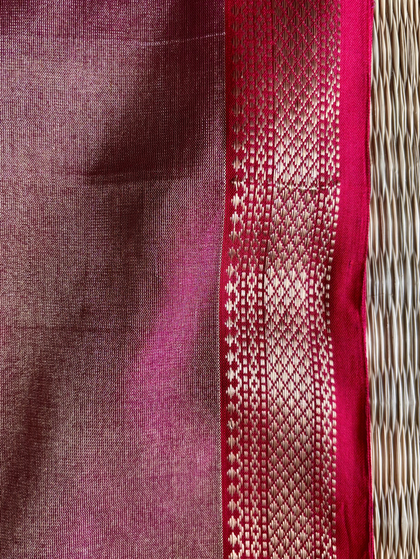 Rani Pink Pure Tissue Maheshwari Saree
