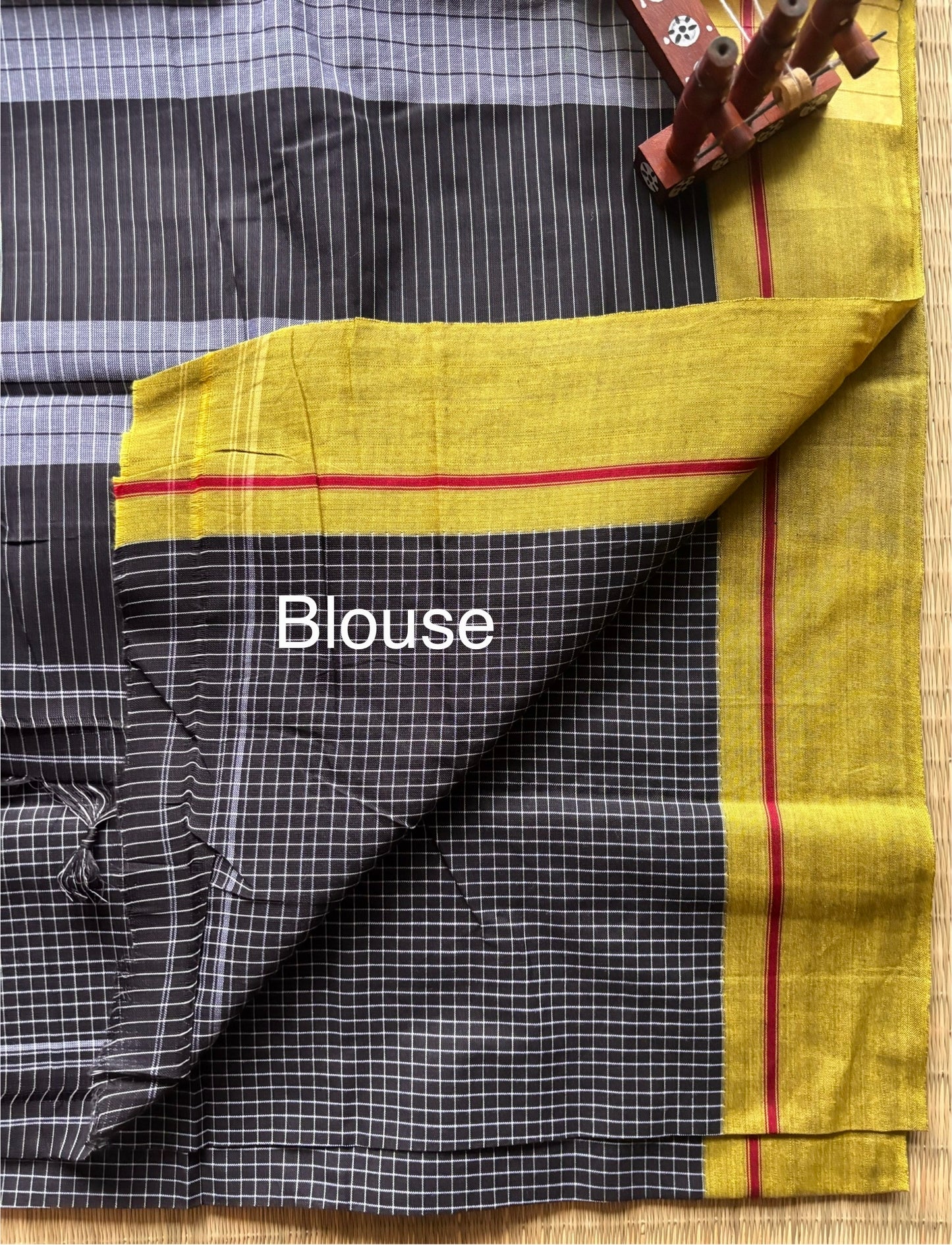 Mustard & Red Patteda Anchu Cotton Handloom Saree