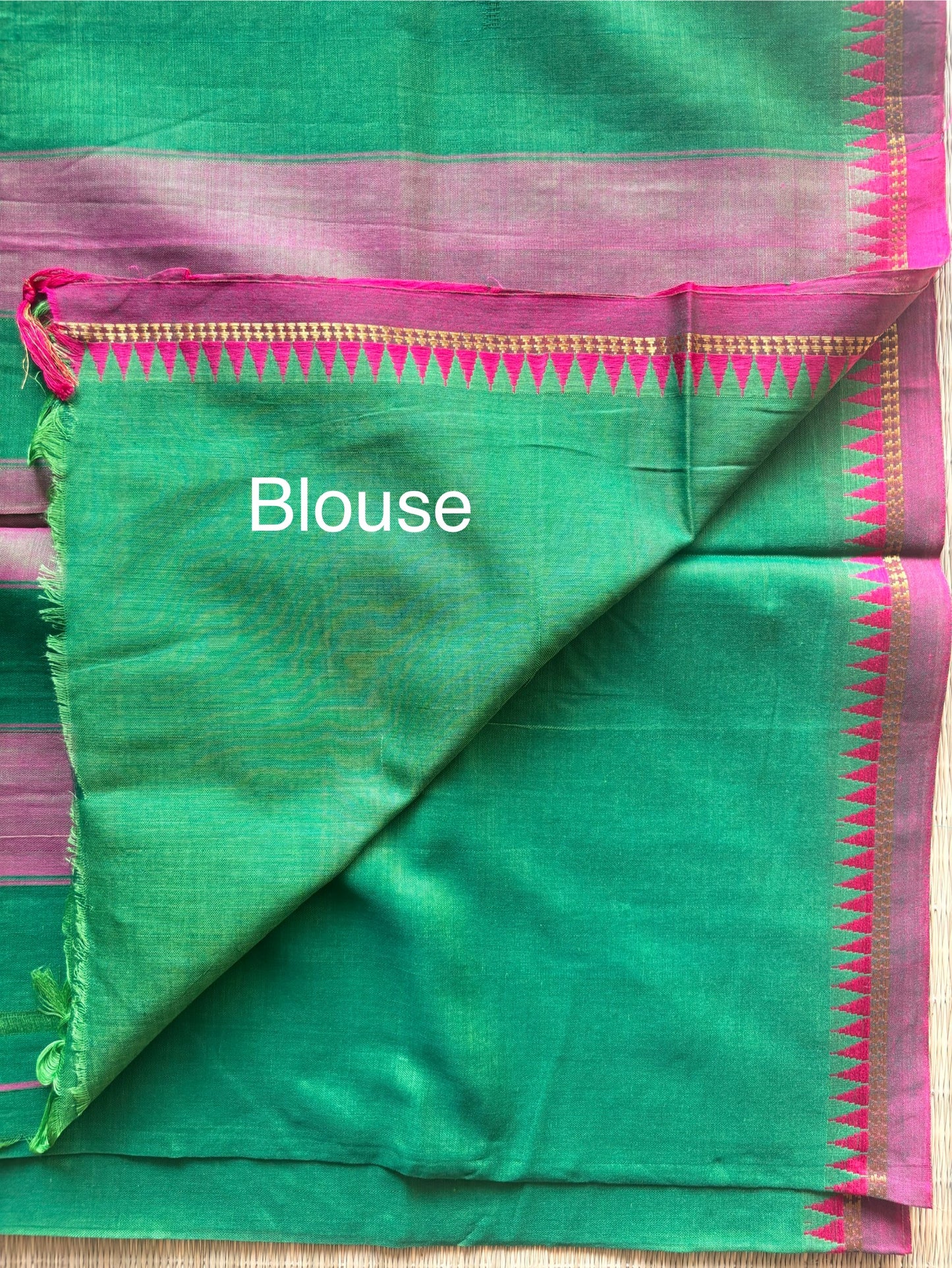 Parrot Green Narayanpet Handloom Cotton Saree