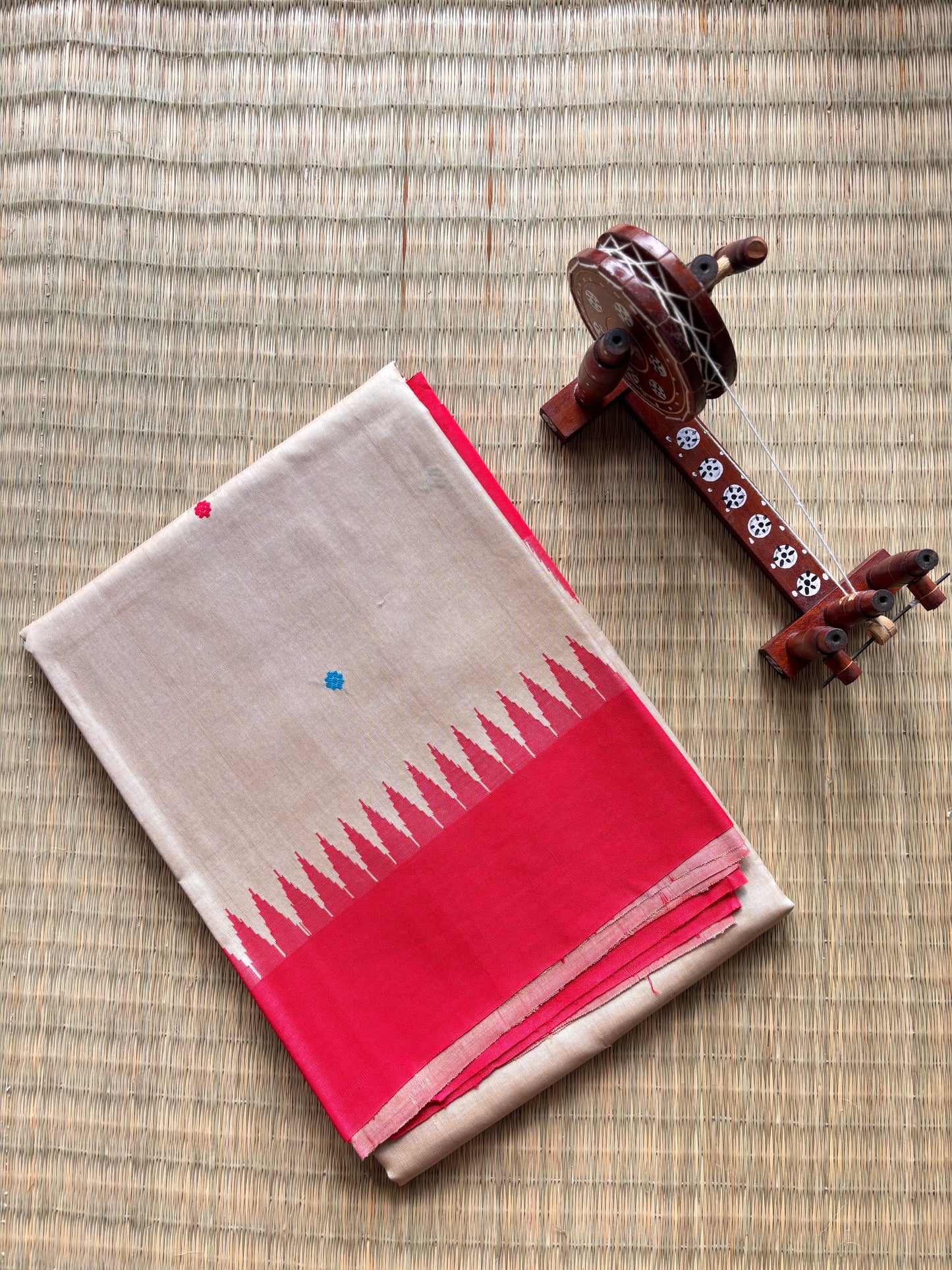 Cream & Red Dolabedi Tussar Silk Saree
