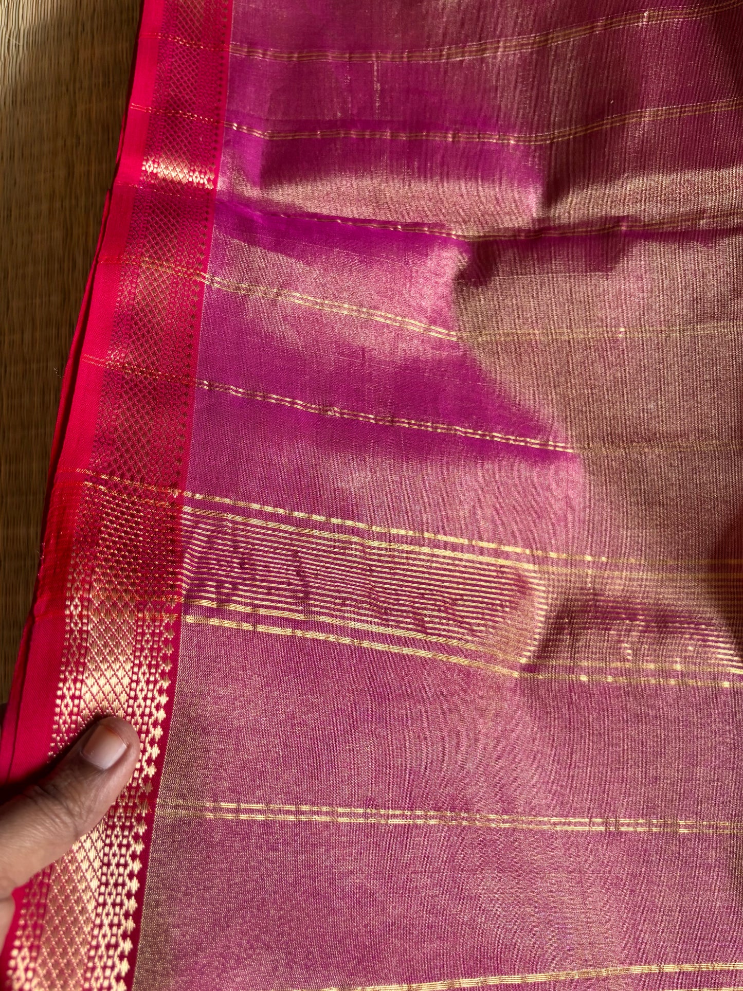 Rani Pink Pure Tissue Maheshwari Saree