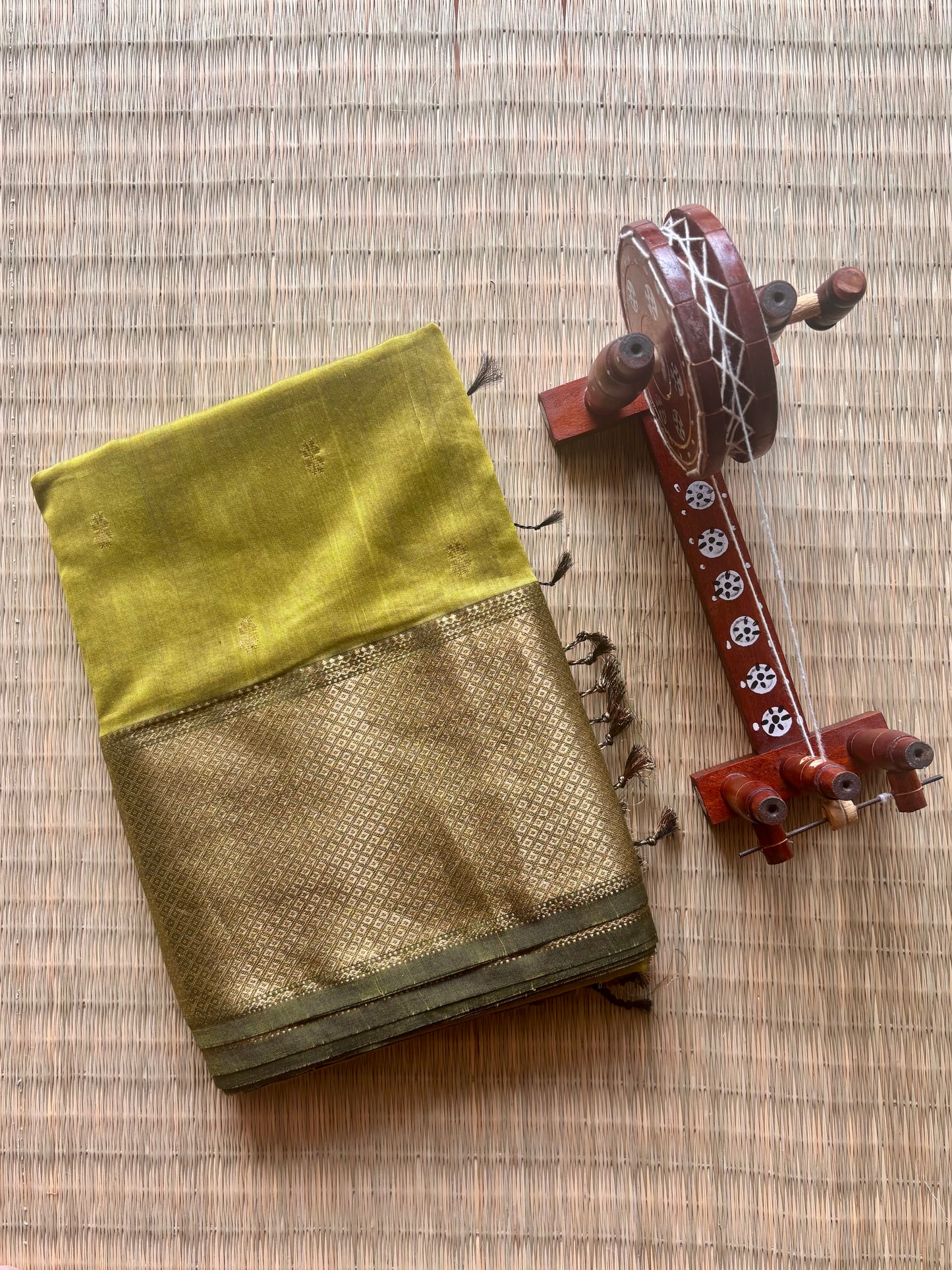 Lime Green Maheshwari Saree with Heavy Zari Border