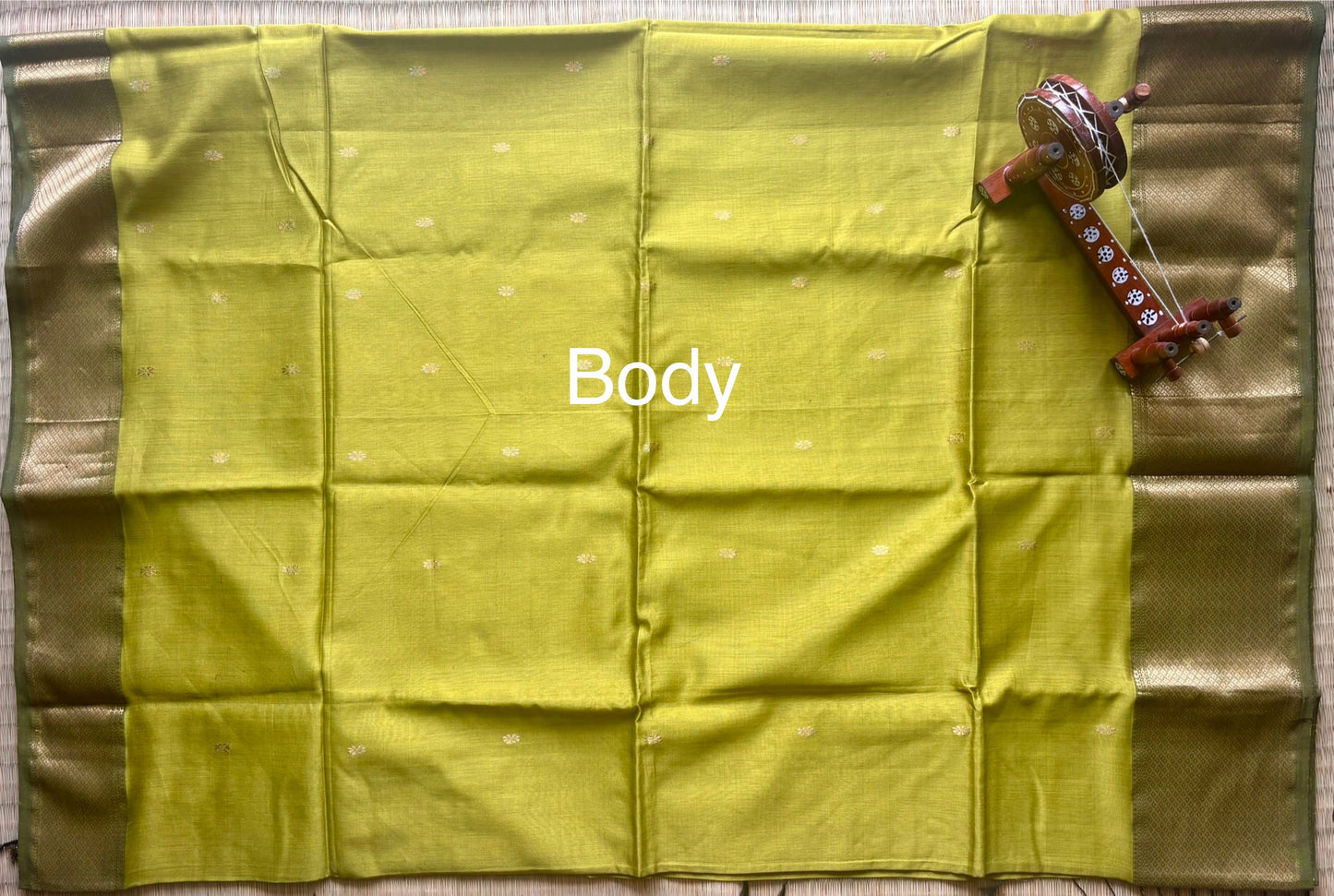 Lime Green Maheshwari Saree with Heavy Zari Border