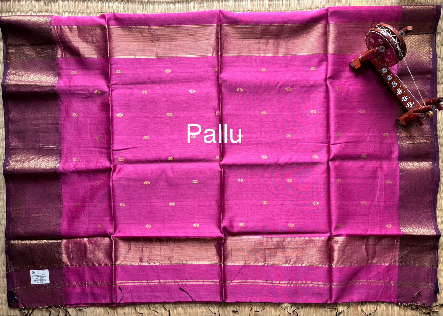 Fuchsia Pink Maheshwari Saree with Heavy Zari Border