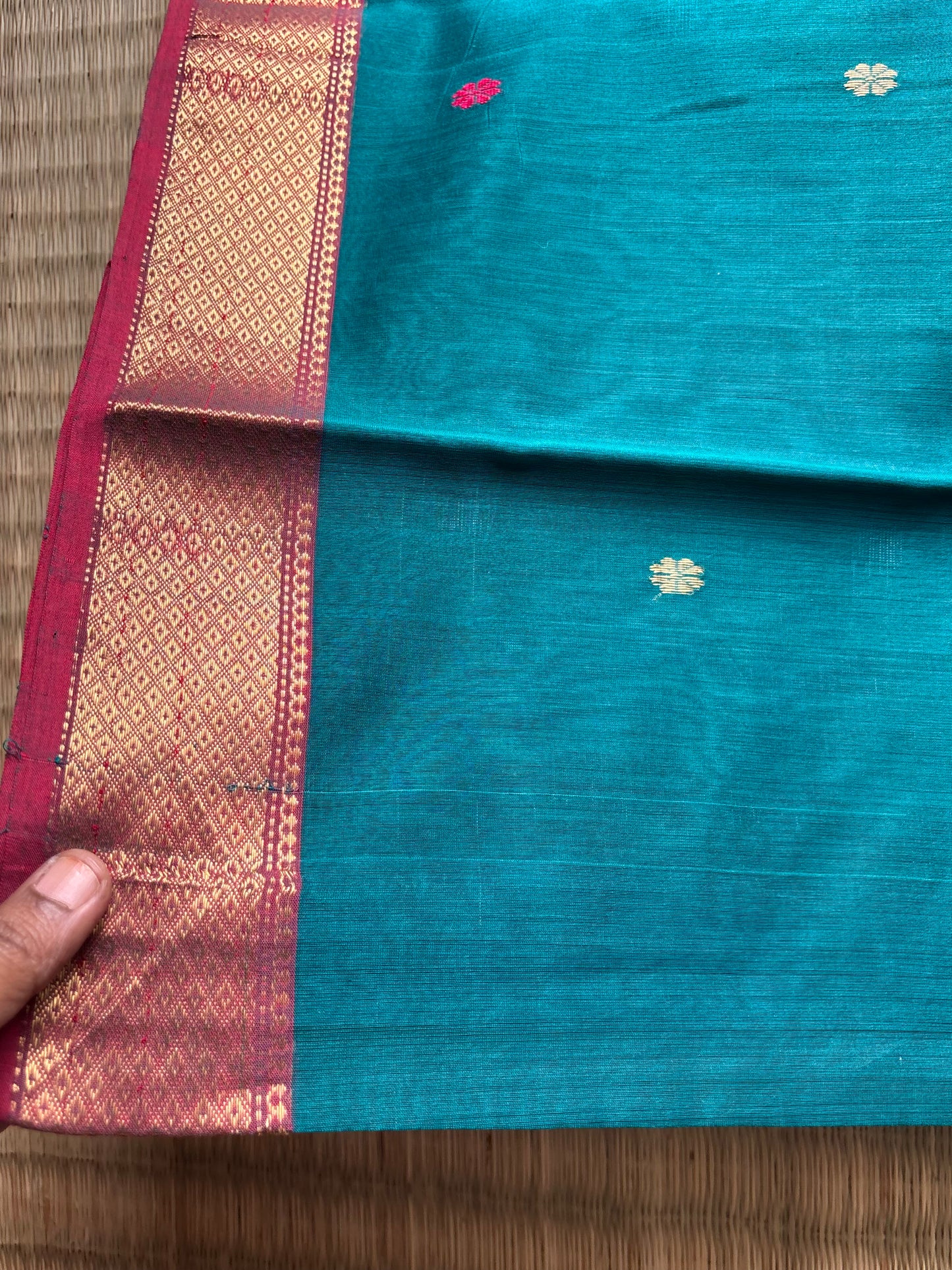 Cobalt Blue Maheshwari Handloom Saree with Red Border