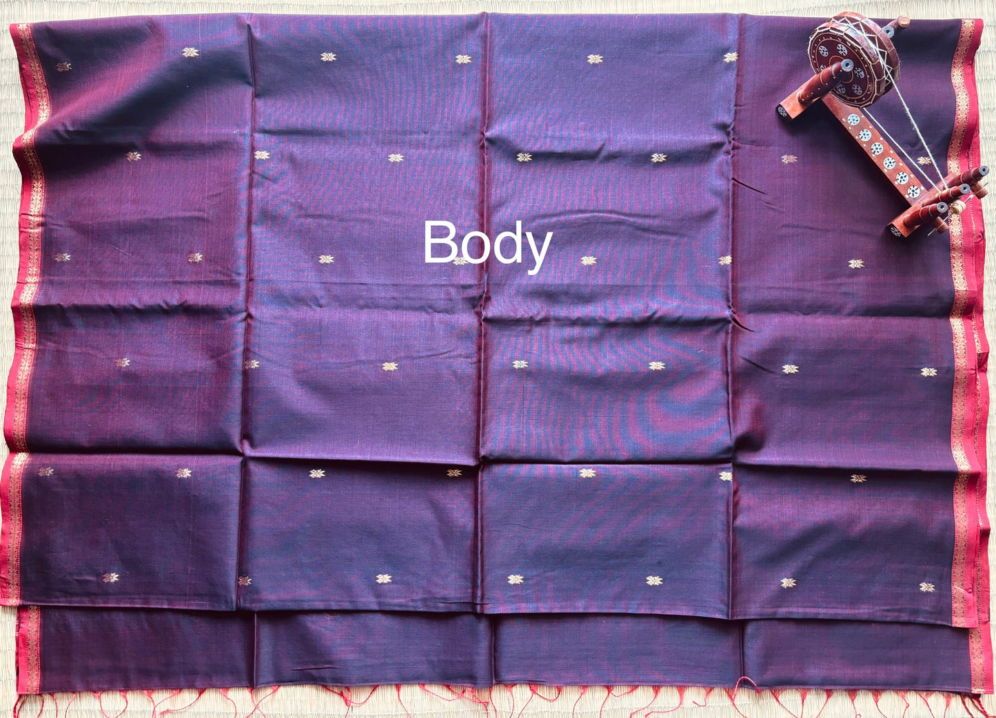Deep Brown Handloom Maheshwari Saree with Small Gold Border