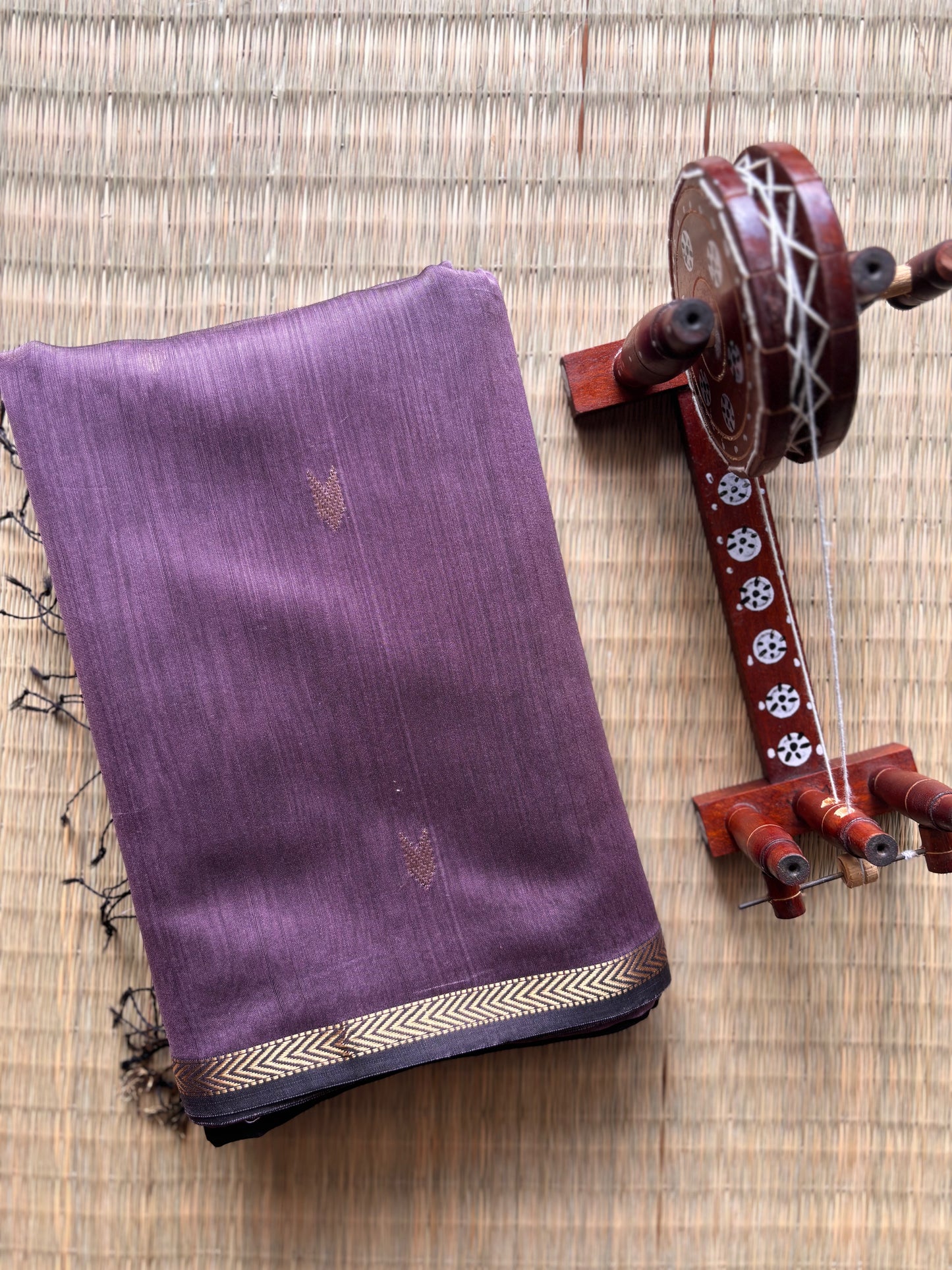 Lavender & Black Classic Maheshwari Saree