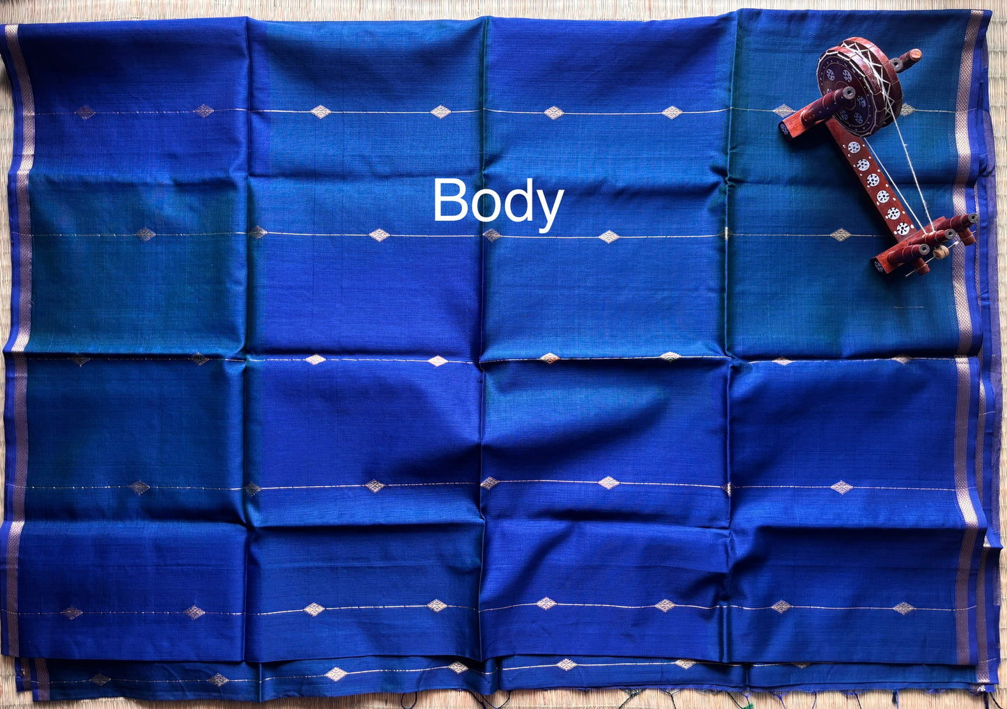 Dual Tone Blue Maheshwari Saree with Gold Zari