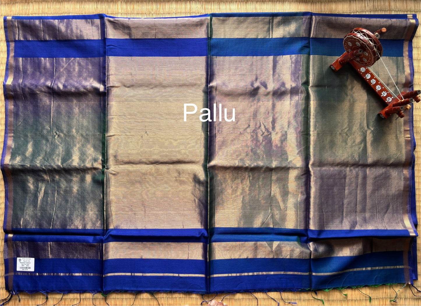 Dual Tone Blue Maheshwari Saree with Gold Zari