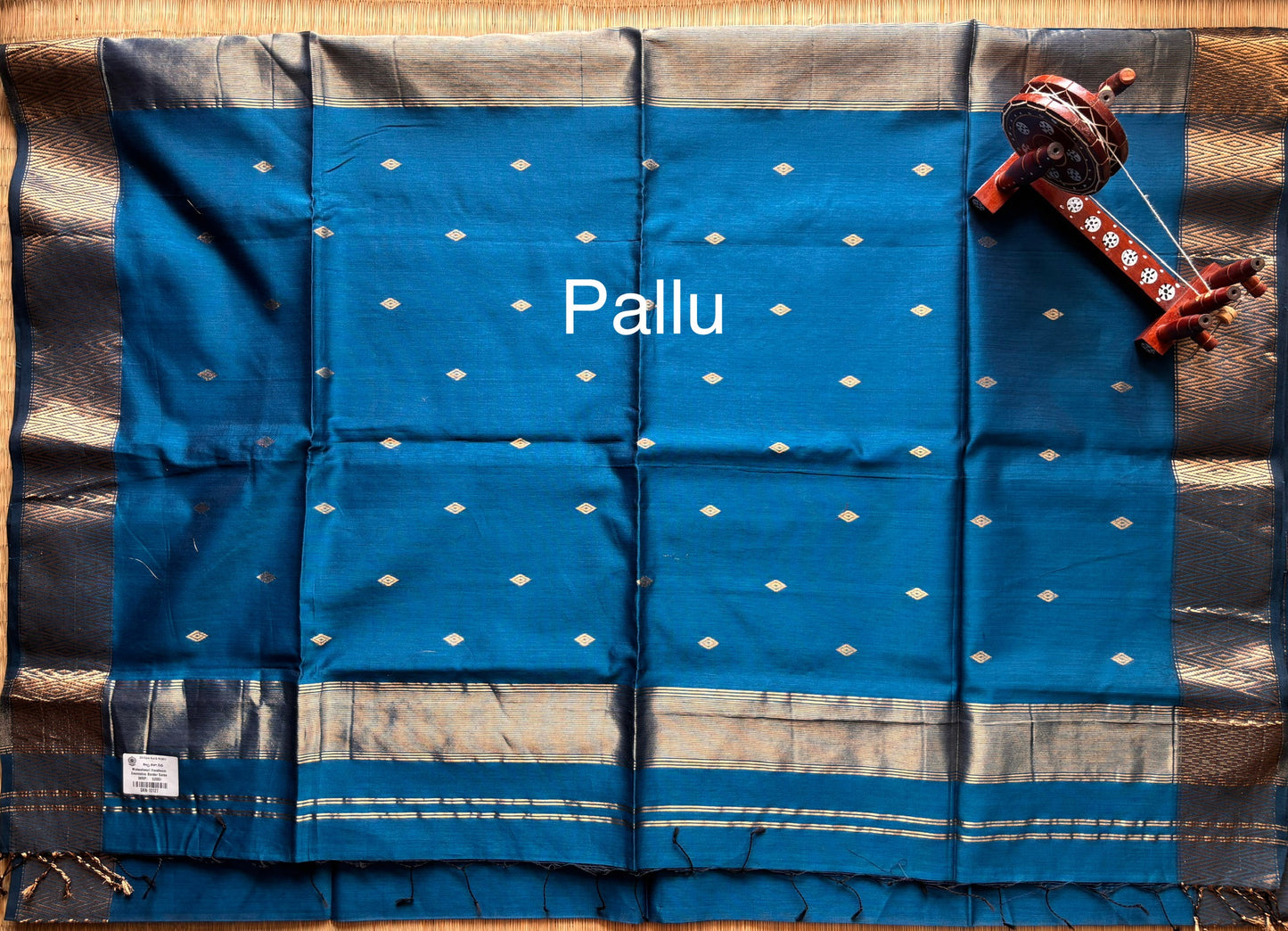 Classic Blue Maheshwari Saree with Geometric Gold Zari Border