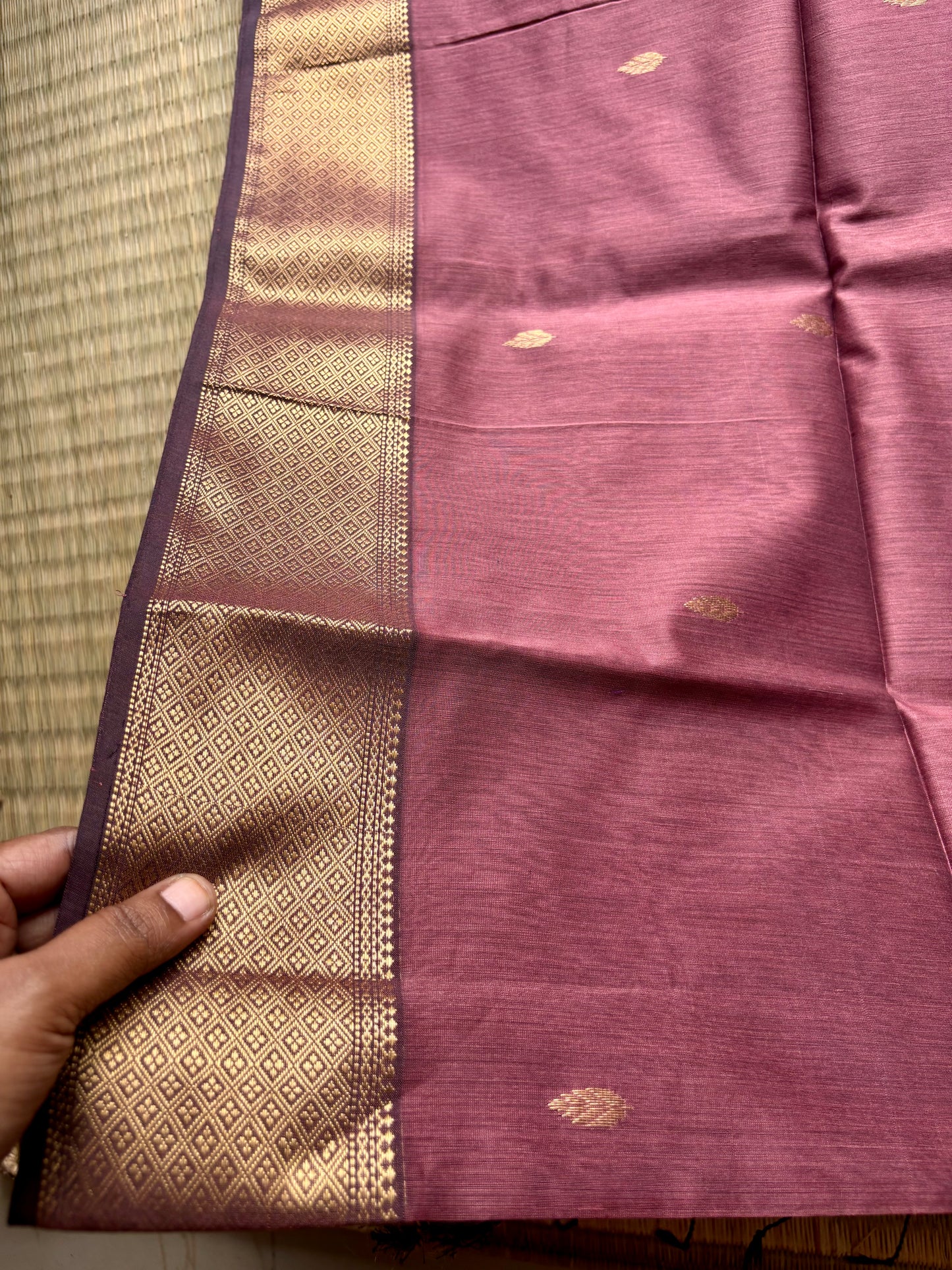 Lavender & Purple Dual Shade Maheshwari Saree
