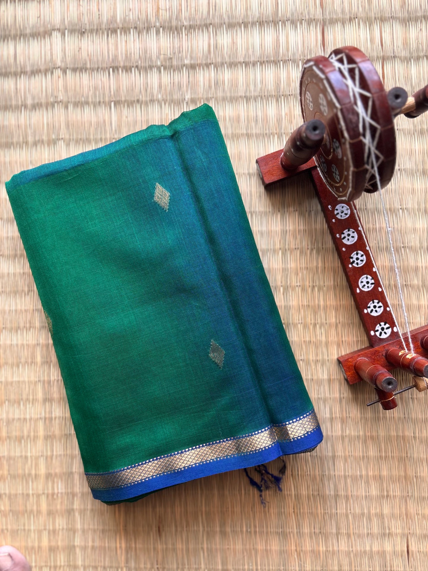 Dual Tone Green & Blue Maheshwari Saree with Gold Zari
