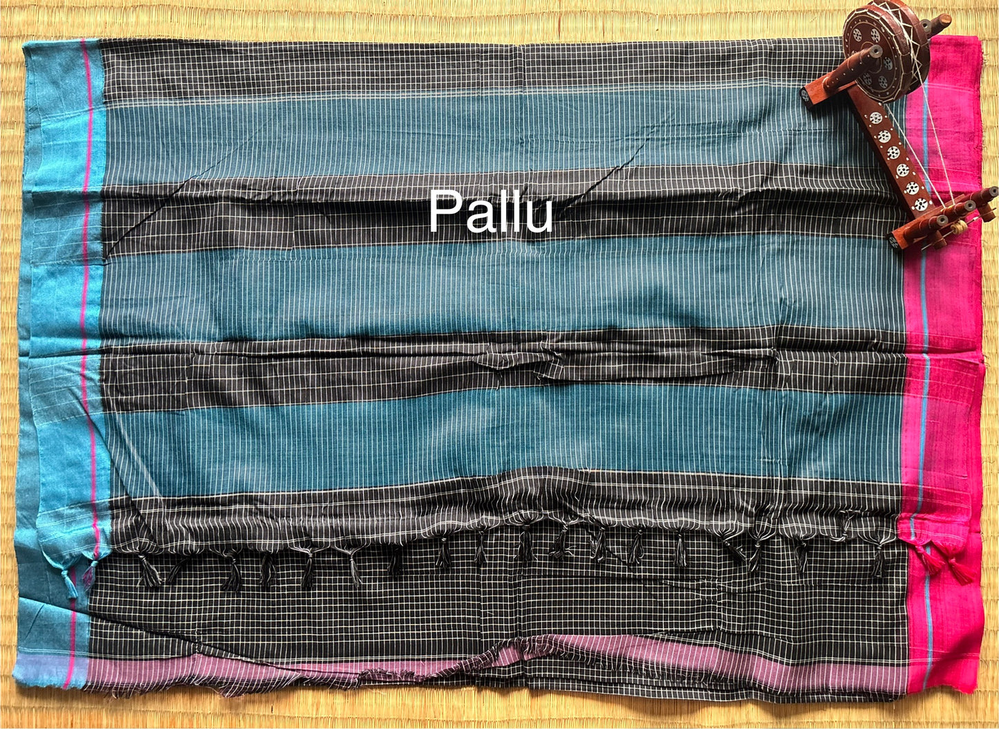 Pink & Blue Patteda Anchu Cotton Handloom Saree