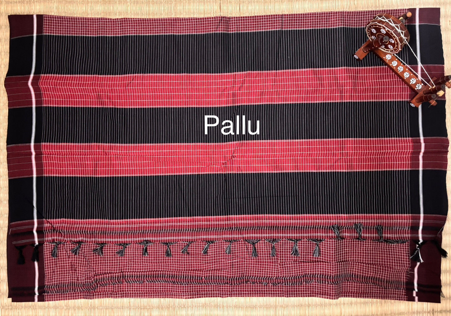 Classic Maroon Patteda Anchu Cotton Handloom Saree