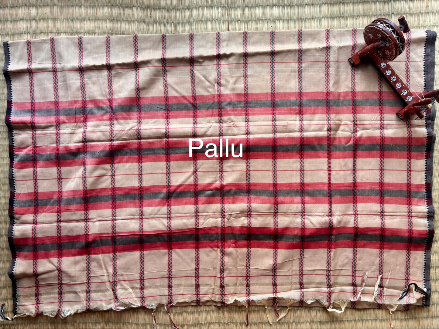 Beige & Red Narayanpet Handloom Cotton Saree