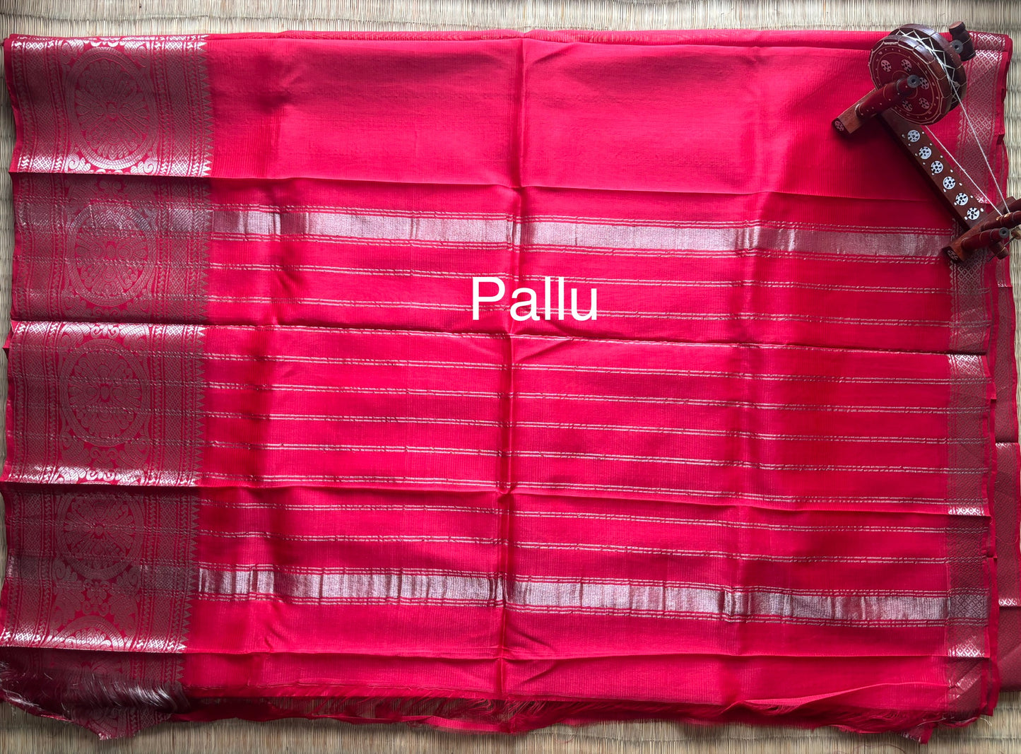 Red Mangalagiri Handloom Silk Saree