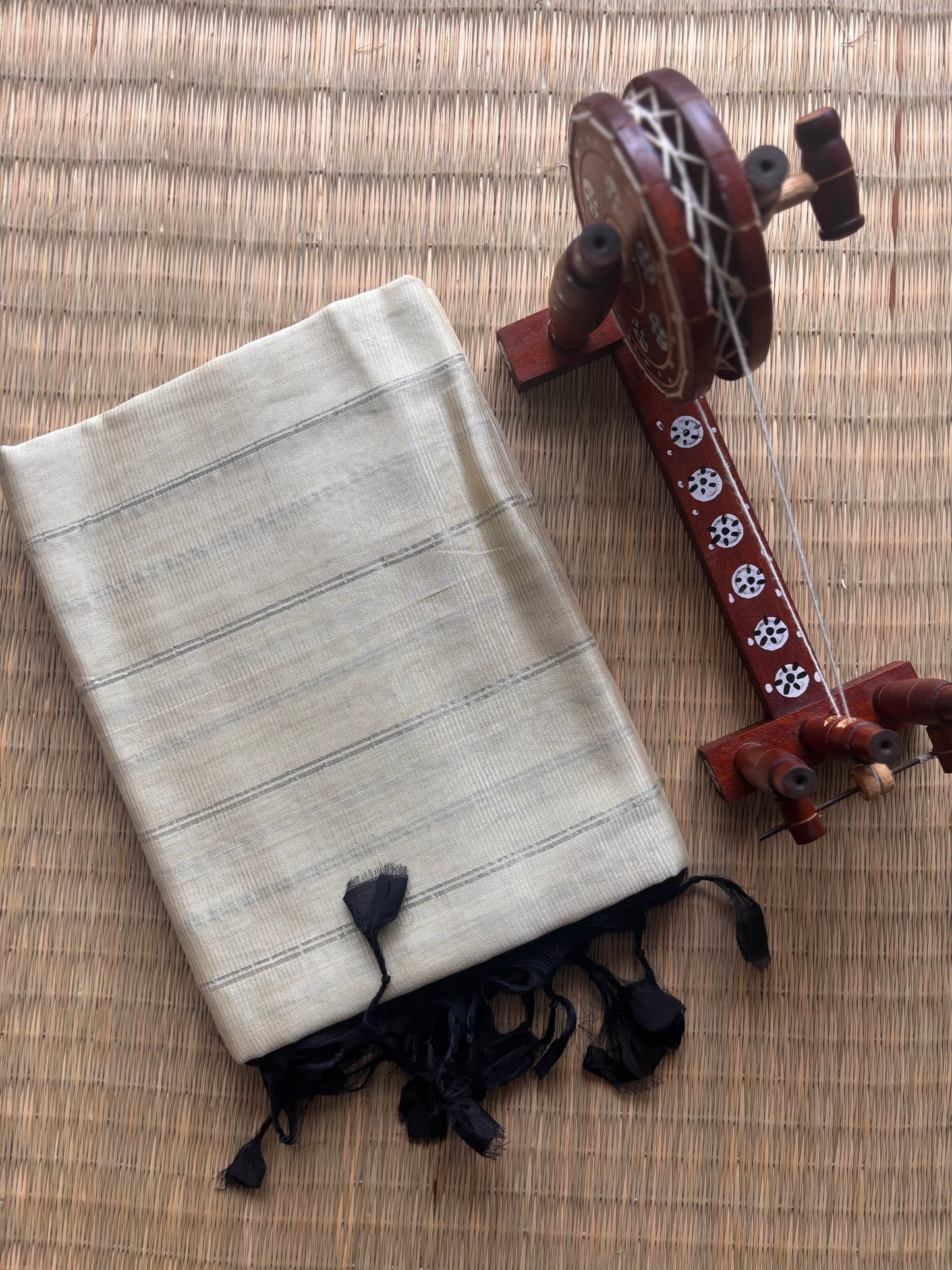 Beige Mangalagiri Handloom Silk Saree with Straight Zari Lines